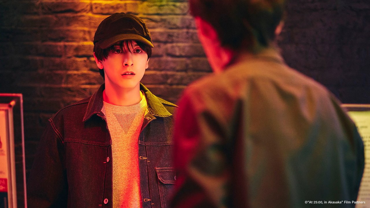 아동ㆍ청소년이용음란물을 제작ㆍ배포ㆍ소지한 자는 「아동ㆍ청소년의 성보호에 관한 법률」제11조에 따라 형사처벌을 받을 수 있습니다.