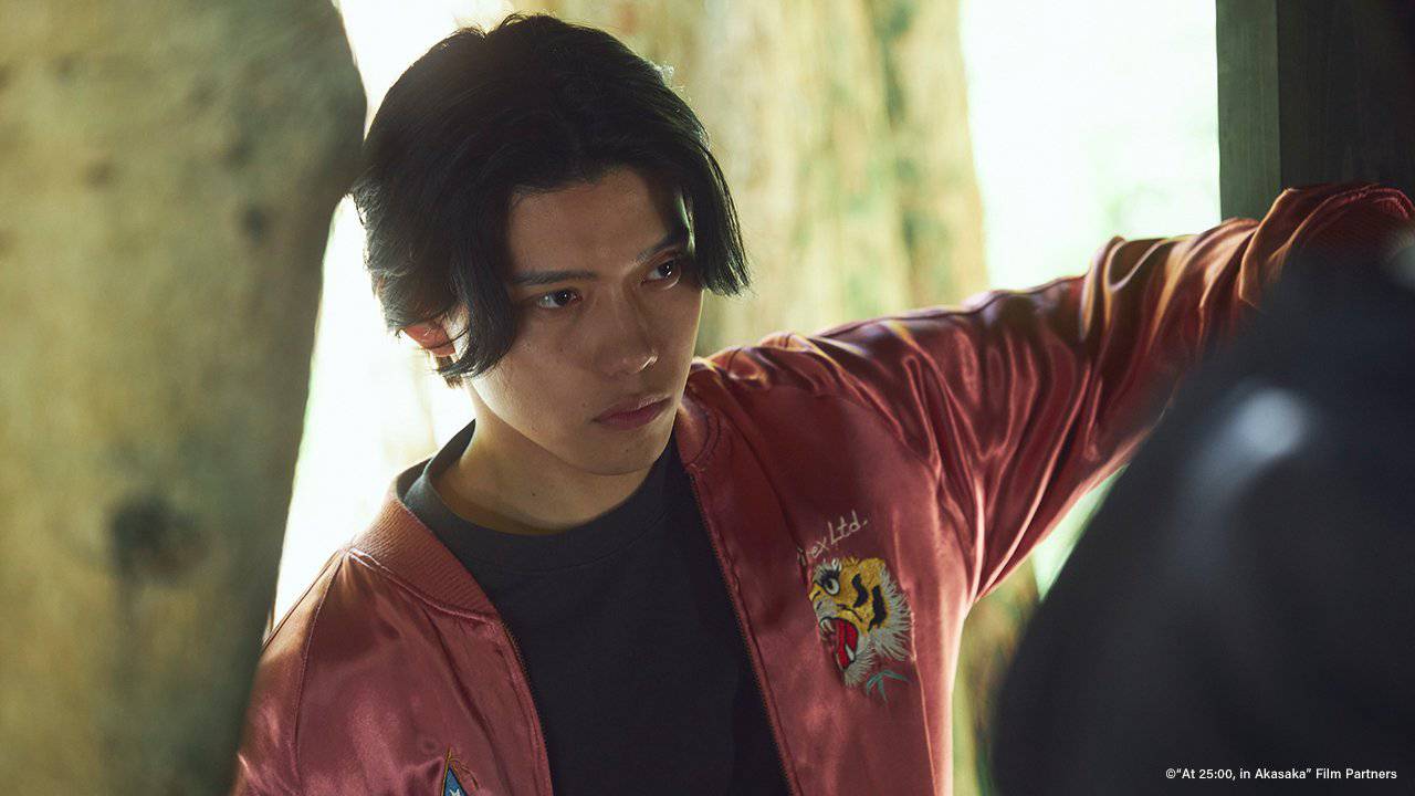 아동ㆍ청소년이용음란물을 제작ㆍ배포ㆍ소지한 자는 「아동ㆍ청소년의 성보호에 관한 법률」제11조에 따라 형사처벌을 받을 수 있습니다.